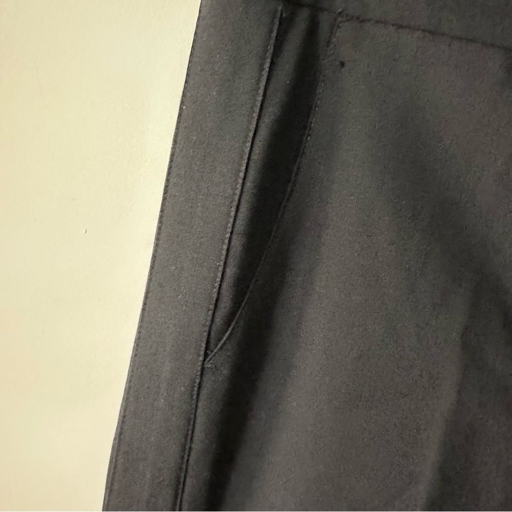 Vince Black Tapered Trouser size 0 - Picture 7 of 11